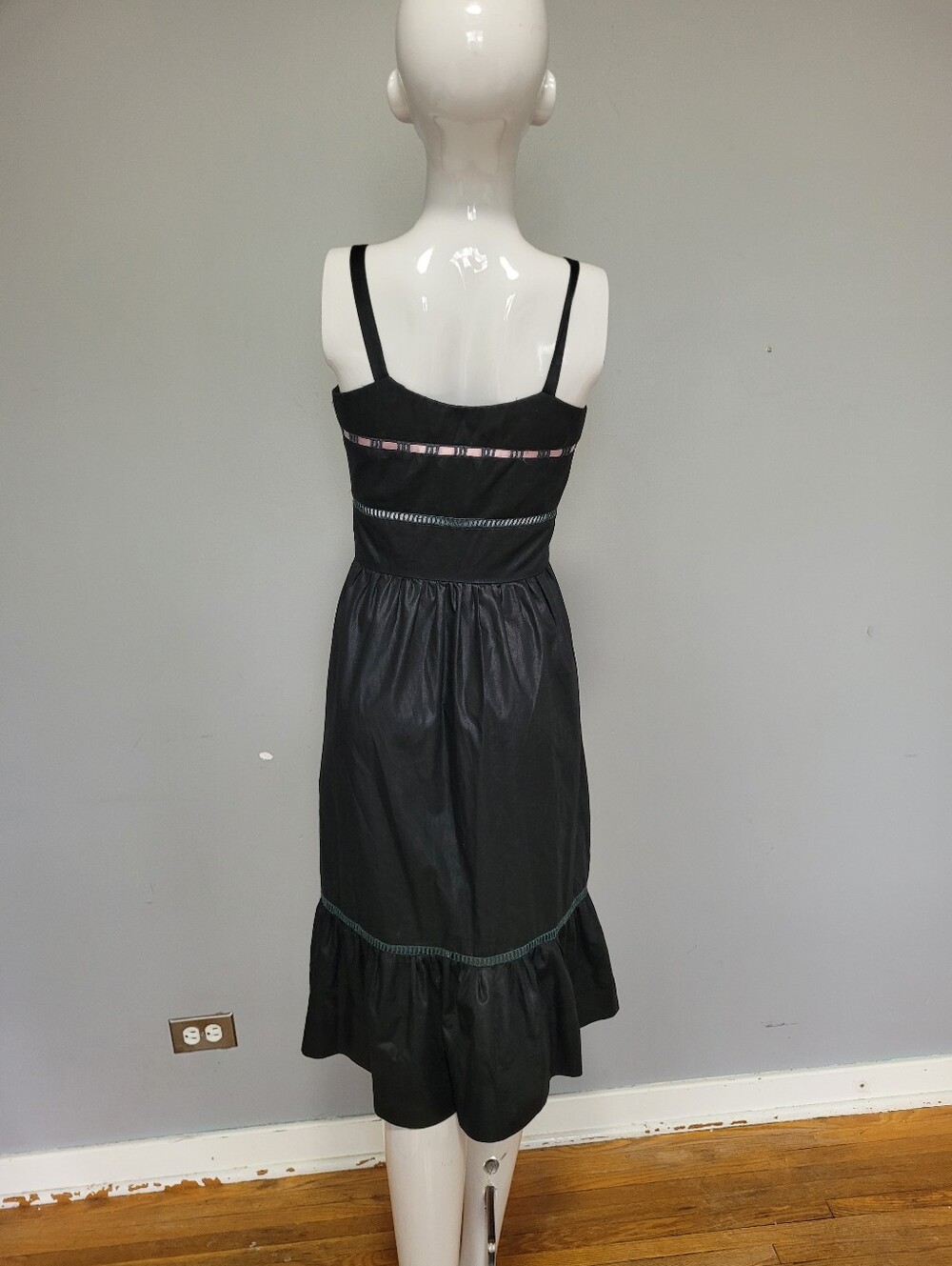 Vintage Black & Pink Trim Midi Ruffle Dress, VGUC, Approximate Size 2 - Picture 5 of 7